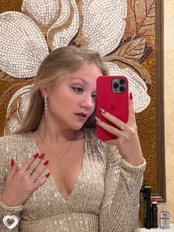 Злата, 20, Калининграде — анкета №4163863
