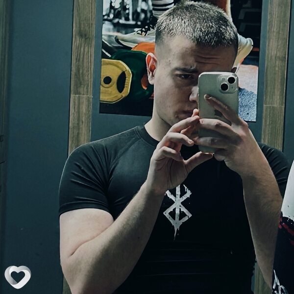 Тим, 20, Азове — анкета №4164227
