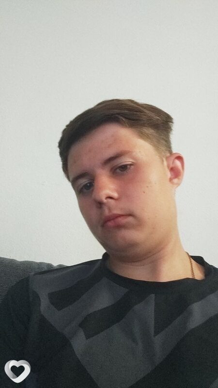 Максим, Красноград