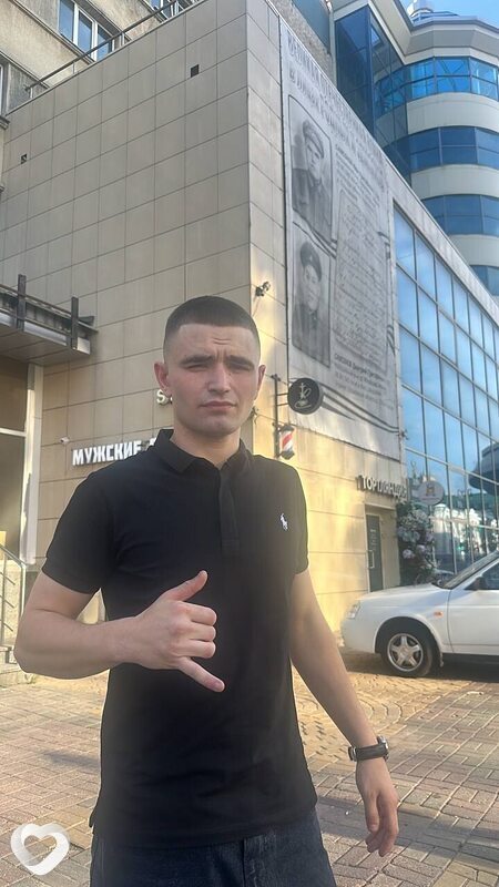 Влад, 21, Феодосии — анкета №4164095