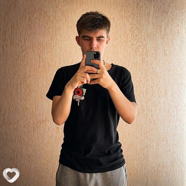 Кирилл, 21, Саратове — анкета №4164296