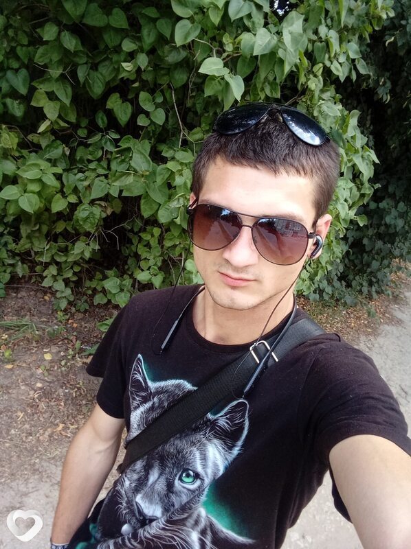 Илья, 21, Могилев — анкета №4164299