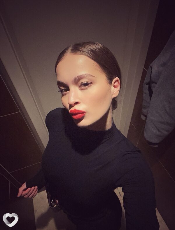 Polina, Москва