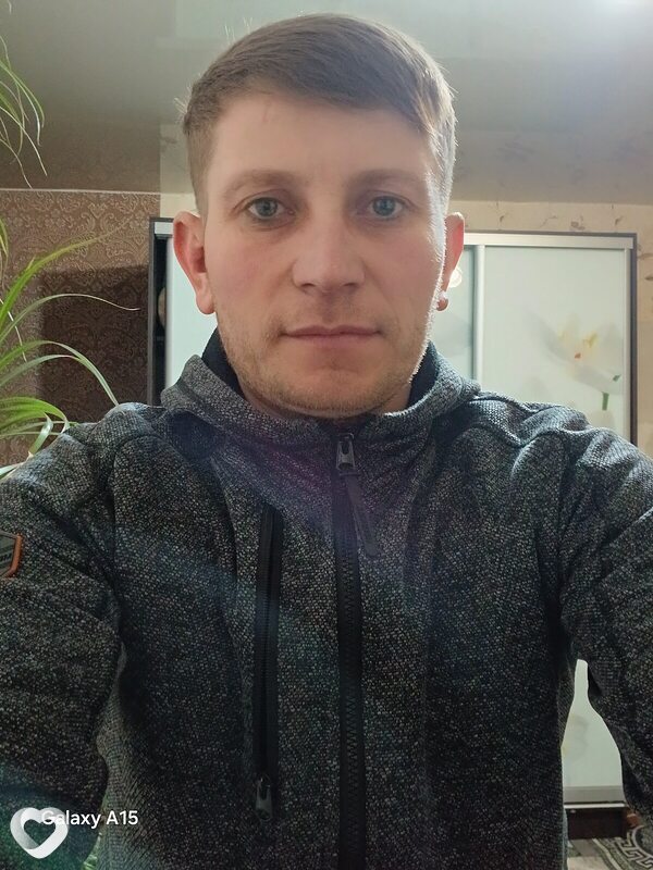 Михаил, 40, Луганске — анкета №4165155