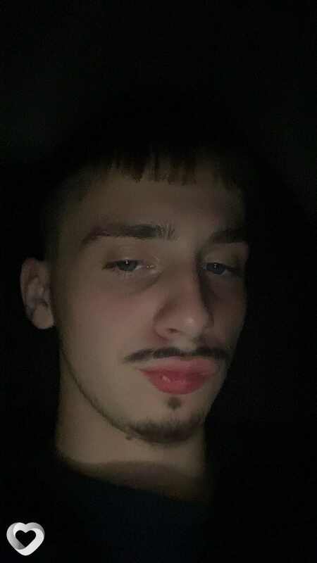 Илья, 18, Барановичах — анкета №4165216