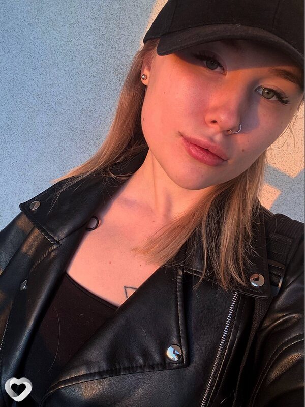 Полина, 23, Челябинске — анкета №4165251