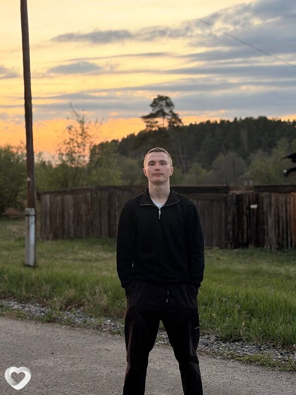Руслан, 19, Калининграде — анкета №4166699