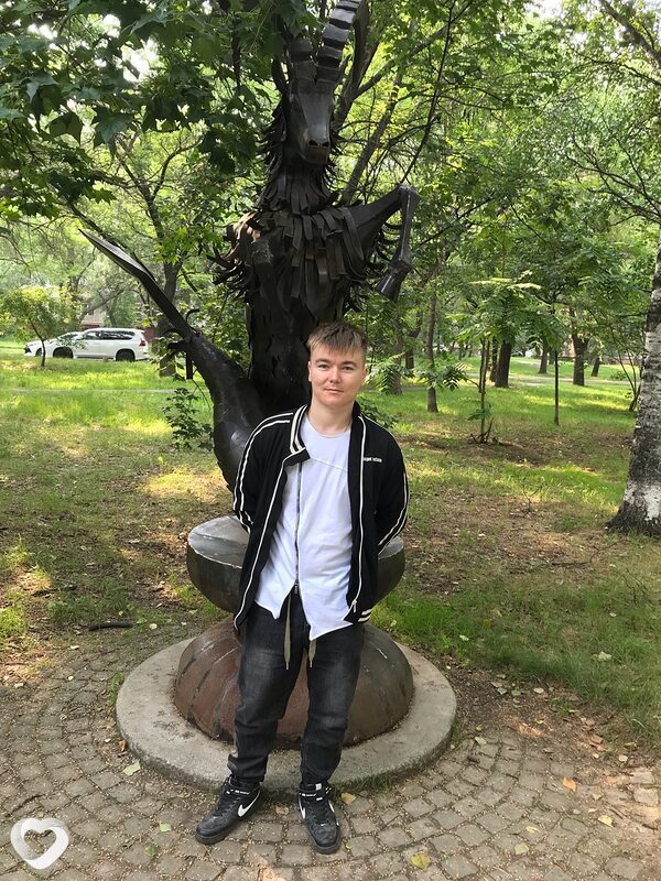 Эдуард, 37, Благовещенске — анкета №4168948