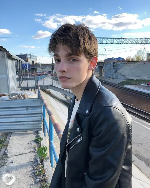 Александр, 20, Москве — анкета №4168679