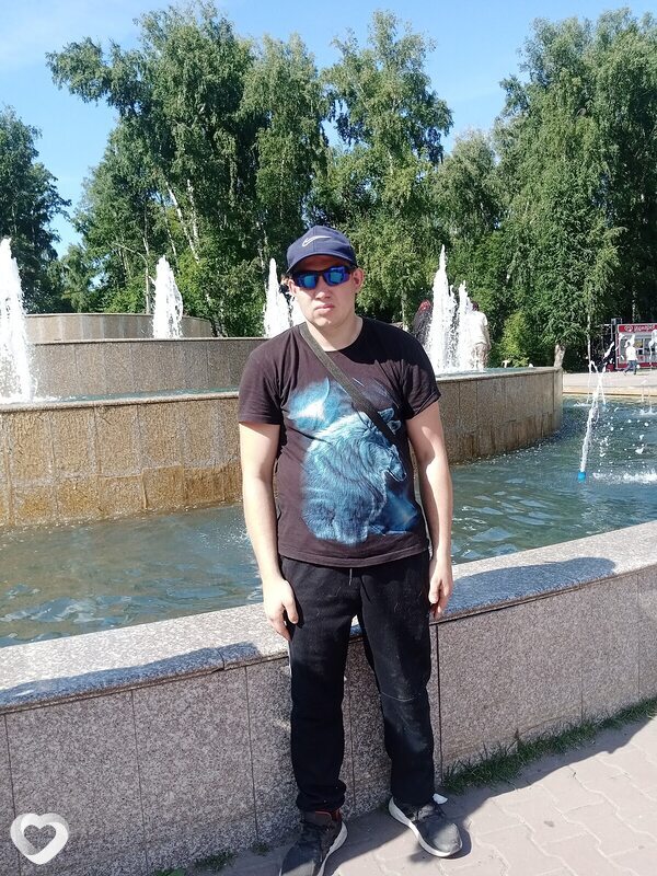 Владимир, 27, Новосибирске — анкета №4169117