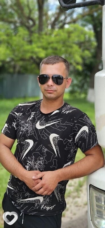 Анатолий, 26, Таганроге — анкета №4170009