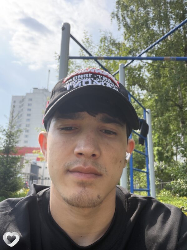 Фарход, 21, Великом Новгороде — анкета №4169755