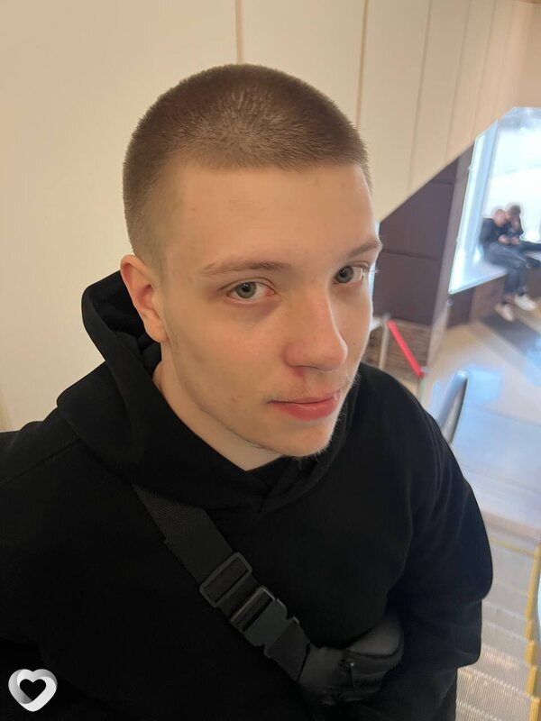 Владимир, 21, Самаре — анкета №4170042