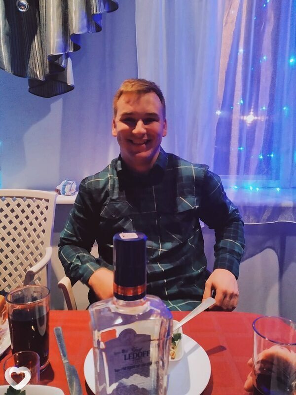 Антон, 28, Архангельске — анкета №4170301