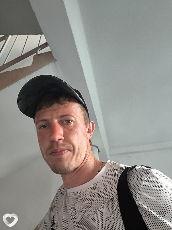 Артем, 33, Саратове — анкета №4170463