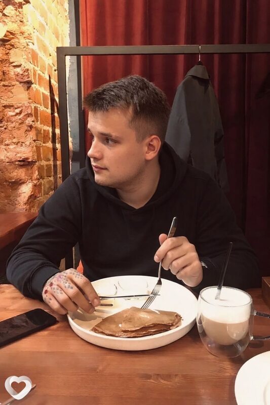 Антон, 27, Череповце — анкета №4170600
