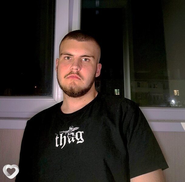 Вадим, 18, Лисках — анкета №4171196