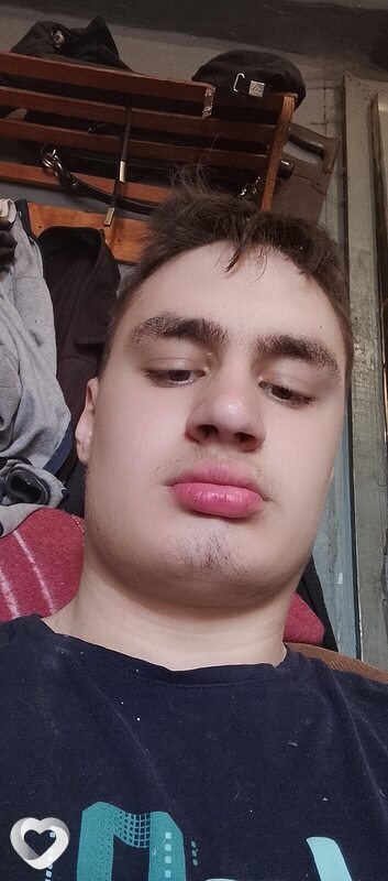 Даниил, 19, Кемерове — анкета №4171459