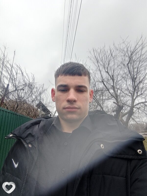Ренат, 20, Ростове-на-Дону — анкета №4172369
