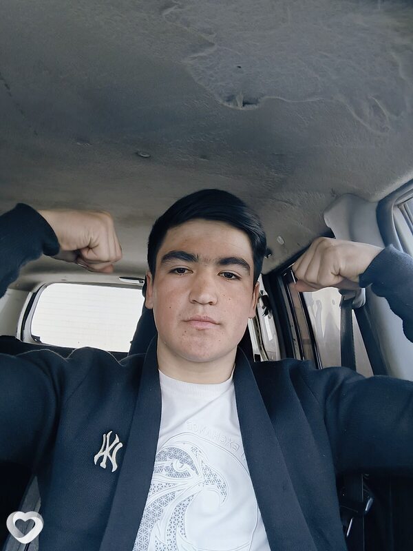 Назарбек, 20, Нерюнгри — анкета №4174135