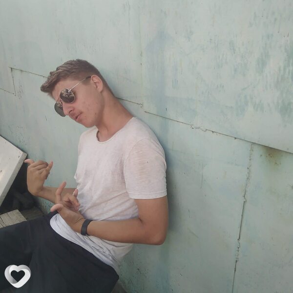 Александр, 21, Краснодаре — анкета №4174122