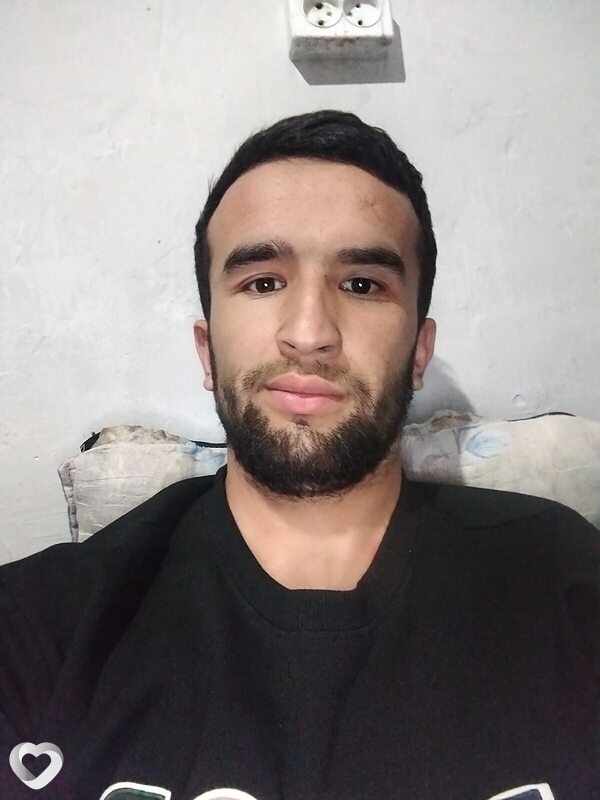 Jamshidbek, 23, Соликамске — анкета №4175045