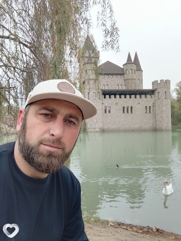 Артём, 39, Миллерове — анкета №4175111