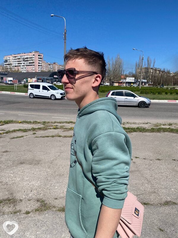 Анатолий, 21, Запорожье — анкета №4175419