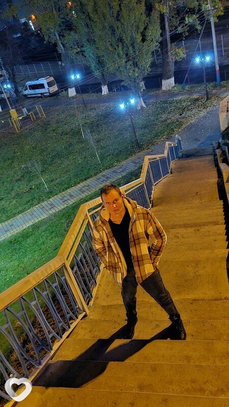 Михаил, 27, Армавире — анкета №4175825