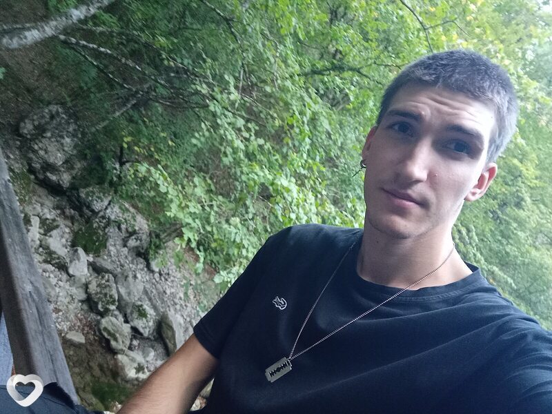 Валентин, 25, Севастополе — анкета №4176733