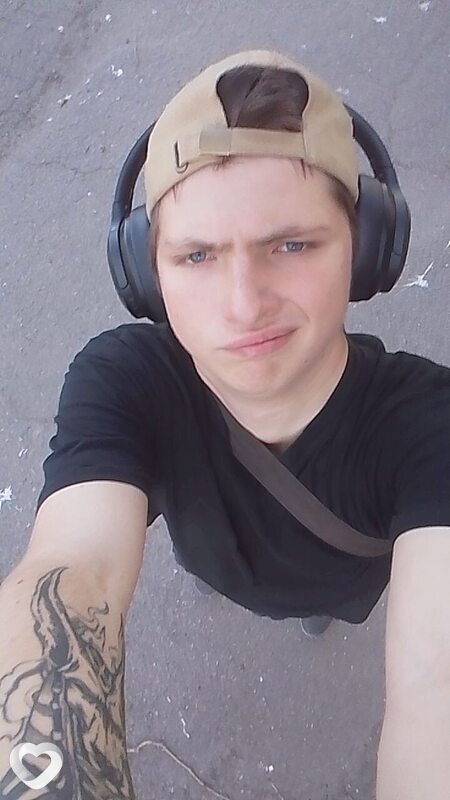 Артем, 18, Запорожье — анкета №4177107
