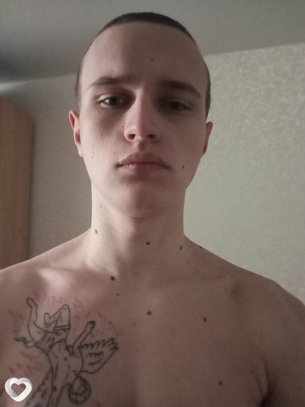 Кирилл, 20, Жодине — анкета №4177358