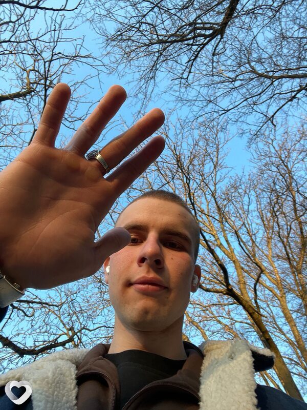 Кирилл, 20, Калининграде — анкета №4177241