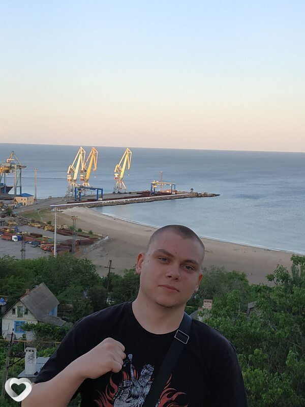 Ярослав, 20, Мариуполе — анкета №4178617