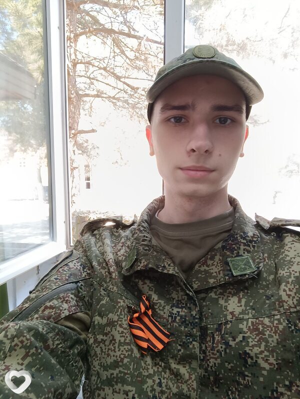 Богдан, 20, Новочеркасске — анкета №4179270