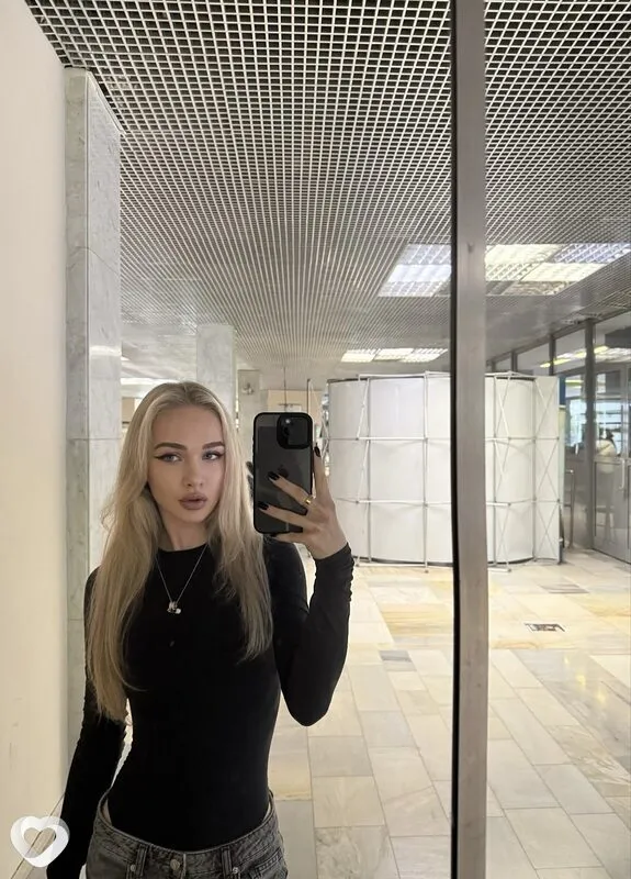 Вика, 22, Москве — анкета №4179880