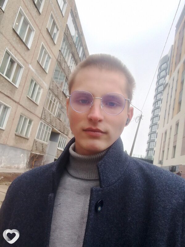 Александр, 21, Кирове — анкета №4180875