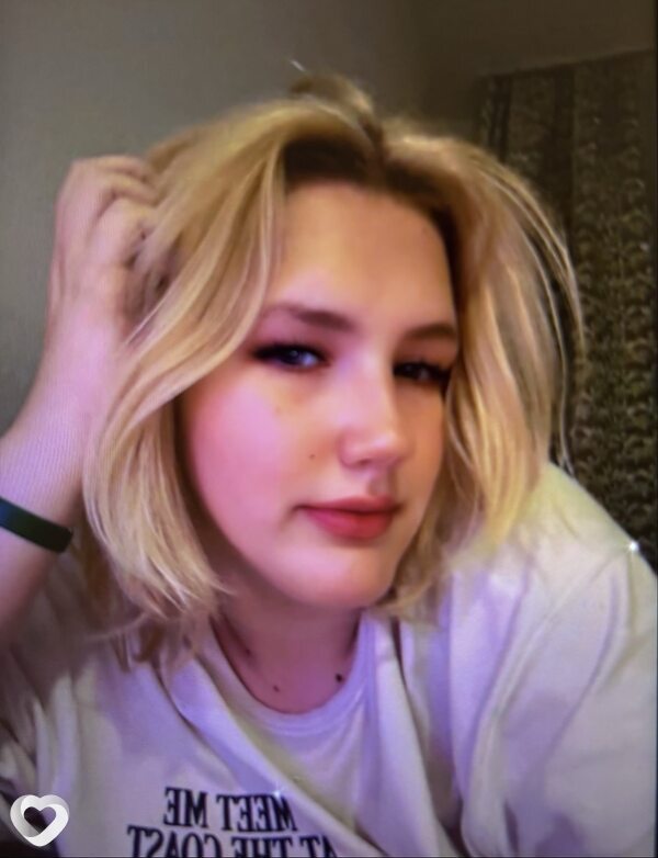 Кристя, 18, Екатеринбурге — анкета №4181120