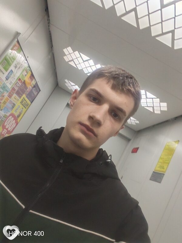 Влад, 22, Гродно — анкета №4182356