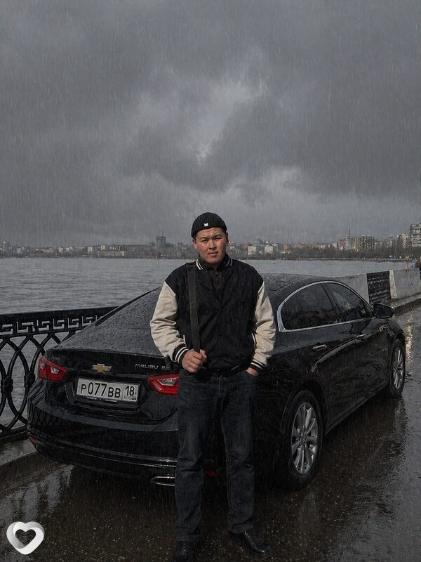 Jamshid, 21, Ижевске — анкета №4182590