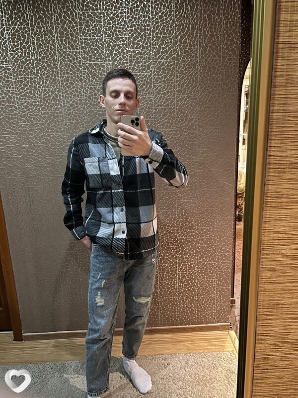 Максим, 27, Бресте — анкета №4182798