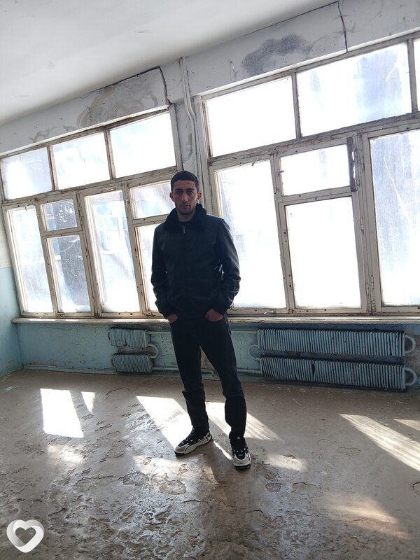 Hrach, 22, Тюмени — анкета №4182730