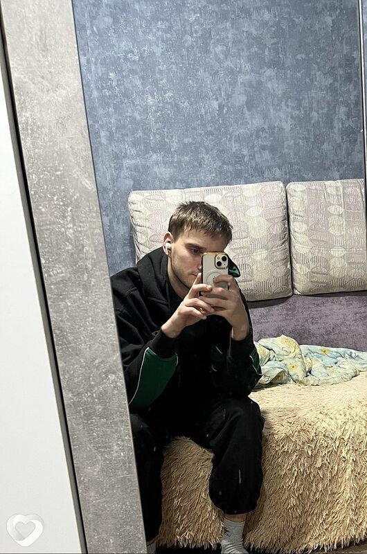 Артём, 24, Минске — анкета №4184032