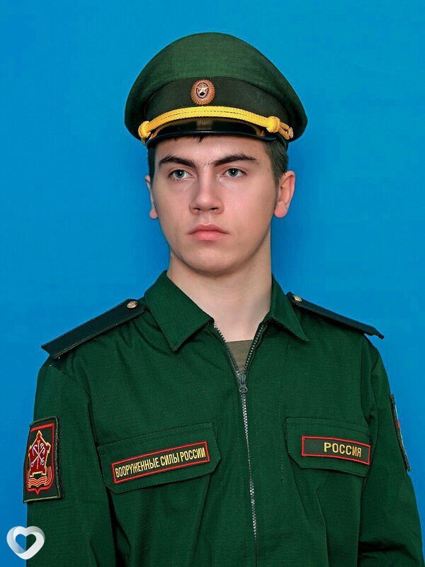 Денис, 19, Москве — анкета №4184062