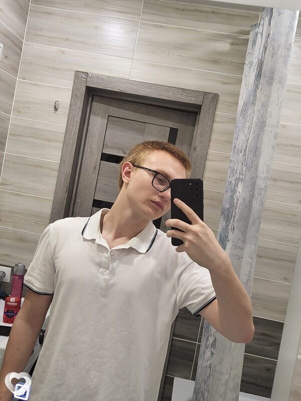 Влад, 18, Липецке — анкета №4184277