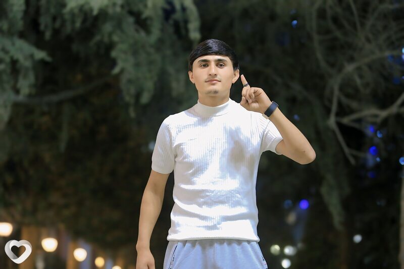 Jasur, 20, Ялте — анкета №4184451