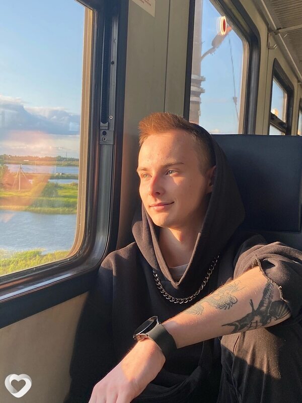Иван, 21, Москве — анкета №4184644