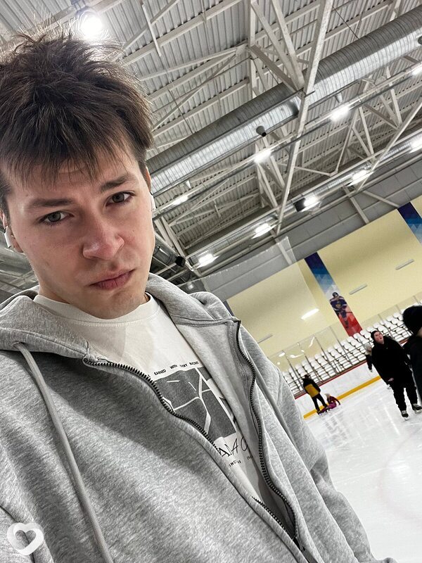 Кирилл, 19, Омске — анкета №4184743