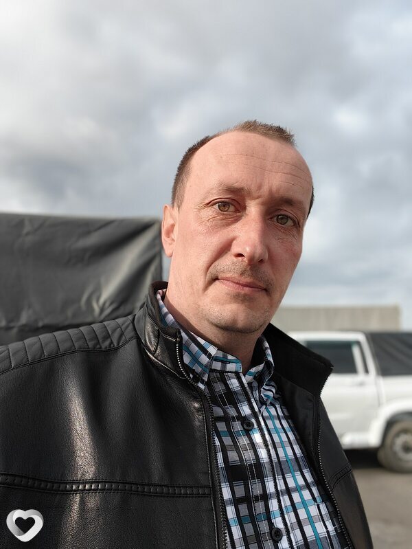 Артем, 39, Ужуре — анкета №4186679