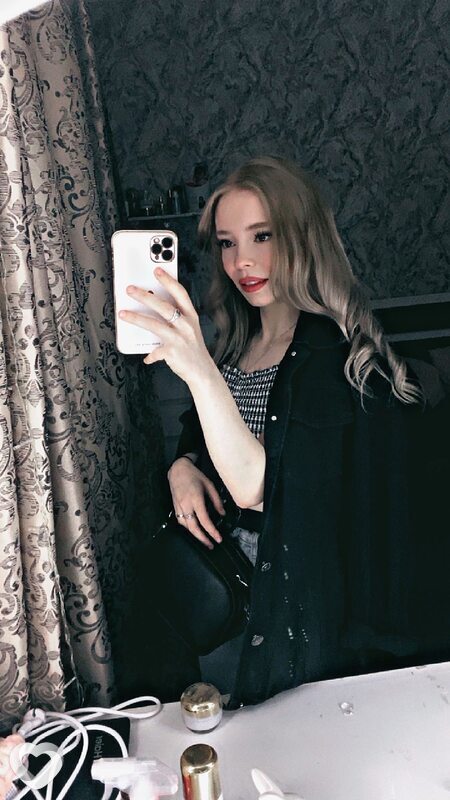 Алёна, 22, Москве — анкета №4187128